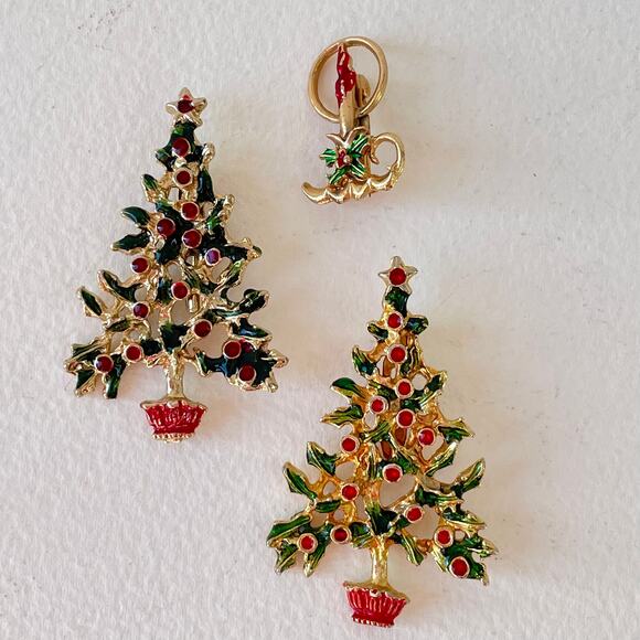 Vintage Christmas Pins Set of 3 Christmas Tree Brooch Candle Stick 60s Enamel - Picture 3 of 5